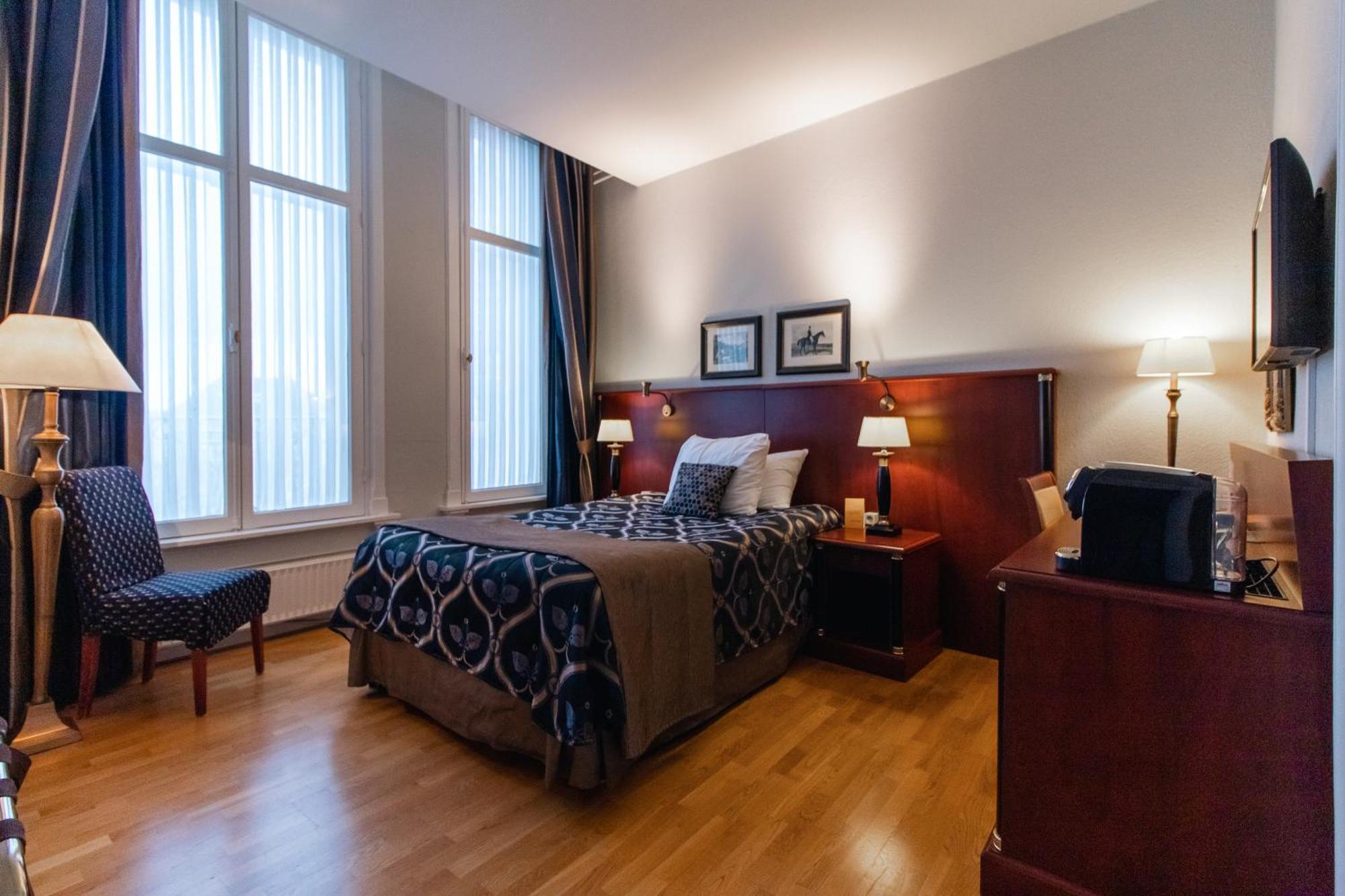 Grand Hotel En Residence De Draak Bergen op Zoom Εξωτερικό φωτογραφία