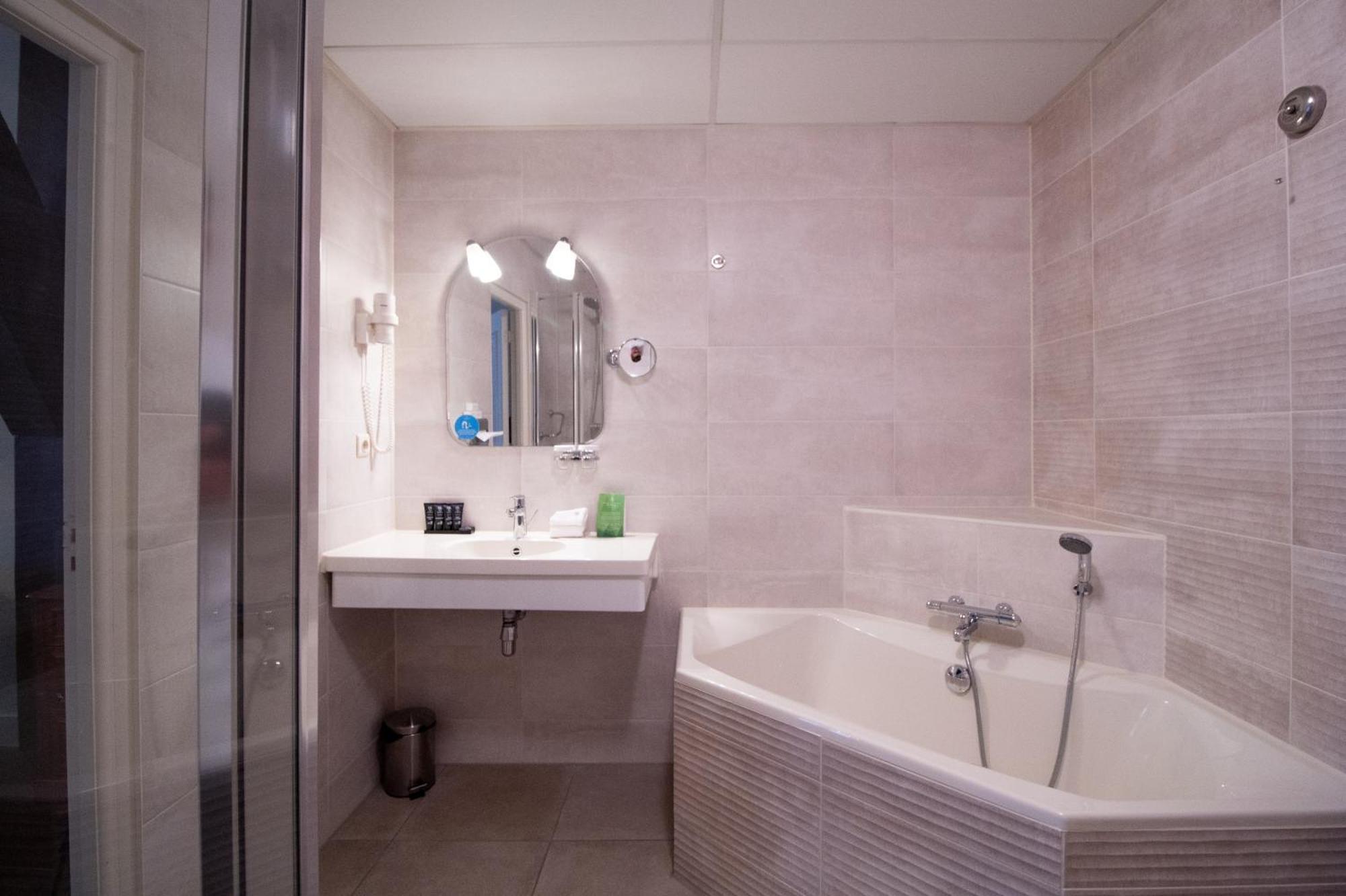 Grand Hotel En Residence De Draak Bergen op Zoom Εξωτερικό φωτογραφία