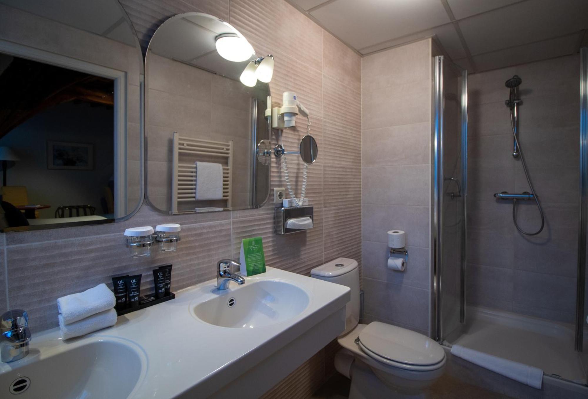 Grand Hotel En Residence De Draak Bergen op Zoom Δωμάτιο φωτογραφία