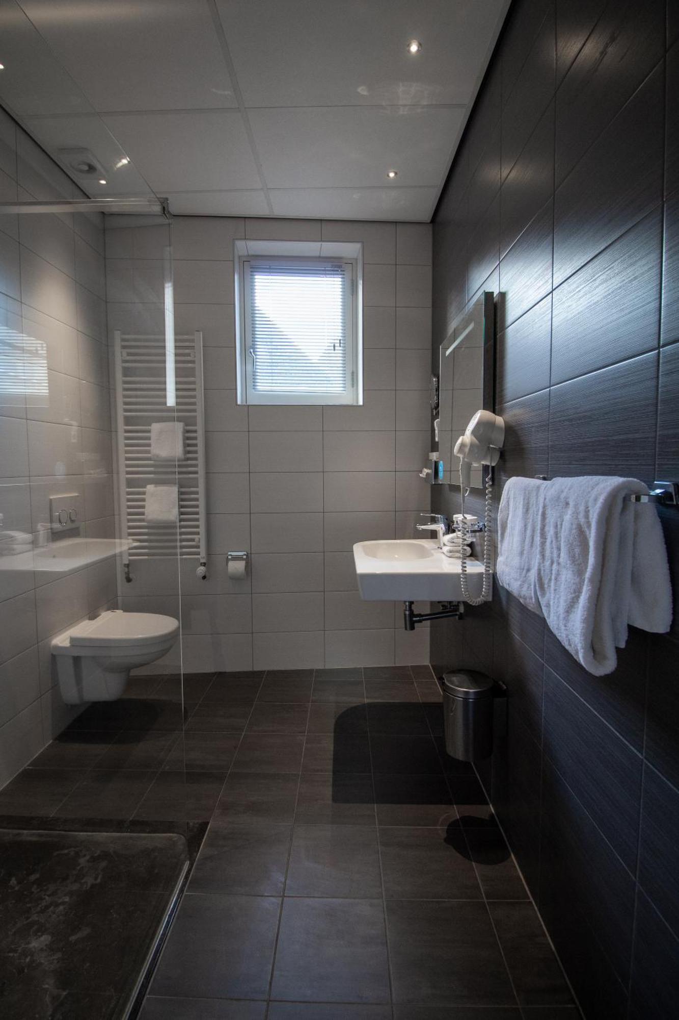 Grand Hotel En Residence De Draak Bergen op Zoom Δωμάτιο φωτογραφία