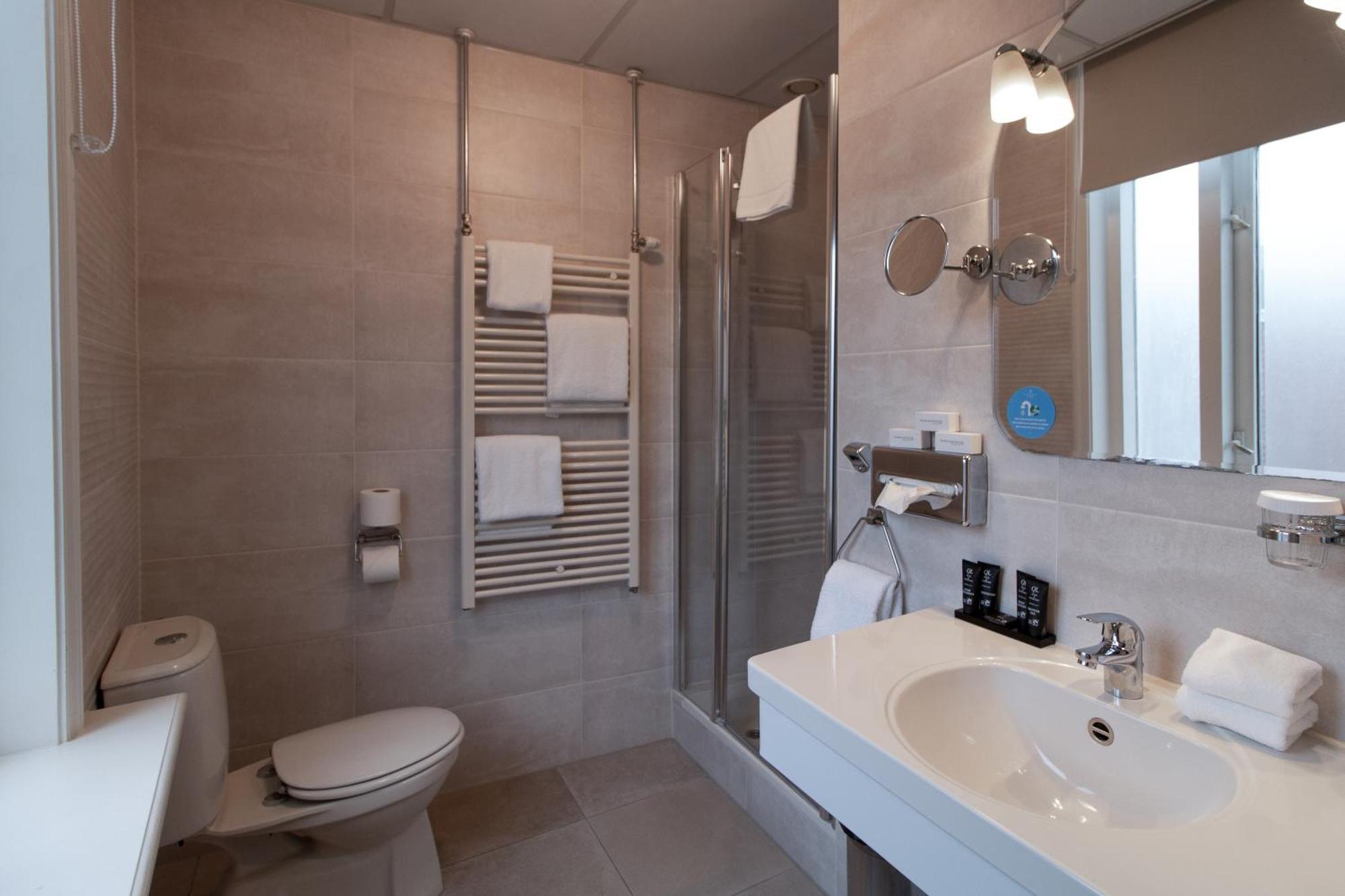 Grand Hotel En Residence De Draak Bergen op Zoom Δωμάτιο φωτογραφία