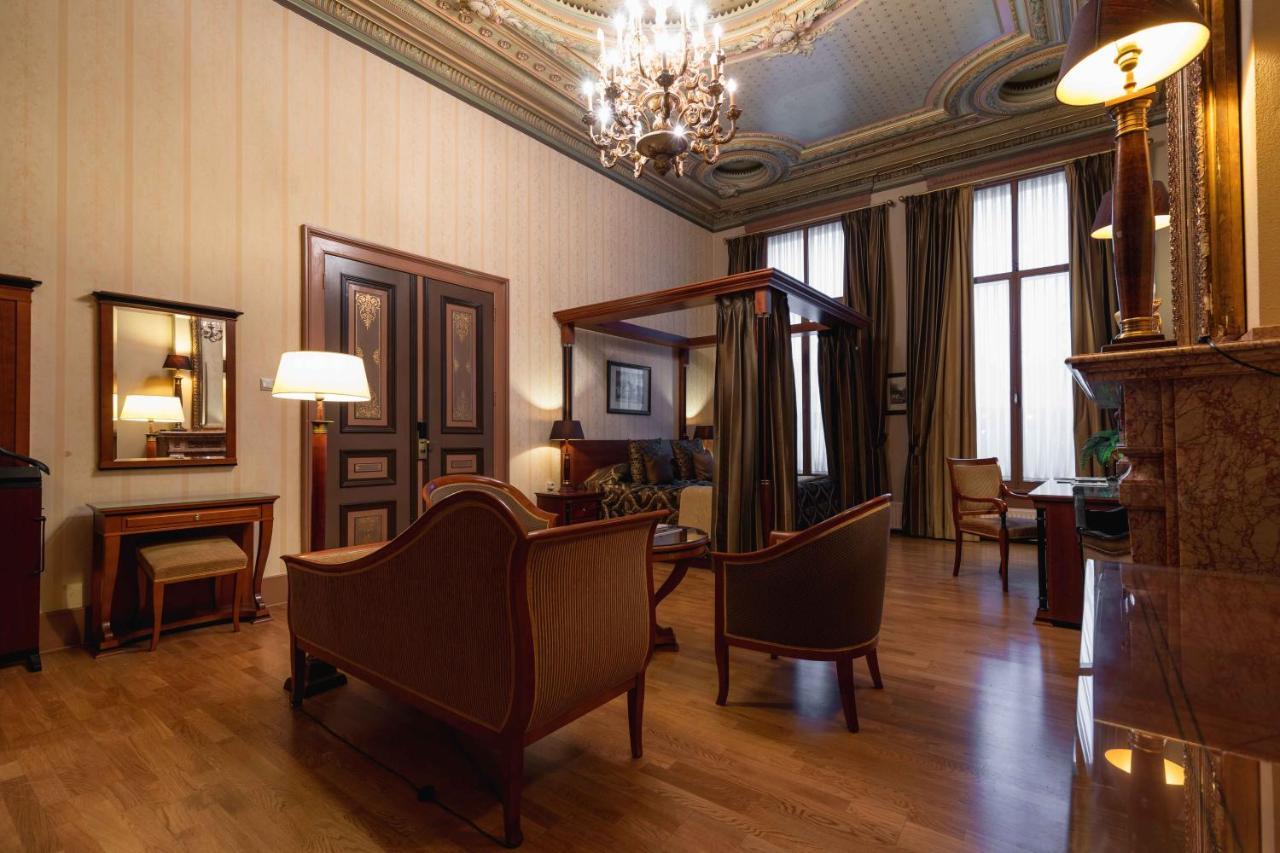 Grand Hotel En Residence De Draak Bergen op Zoom Εξωτερικό φωτογραφία
